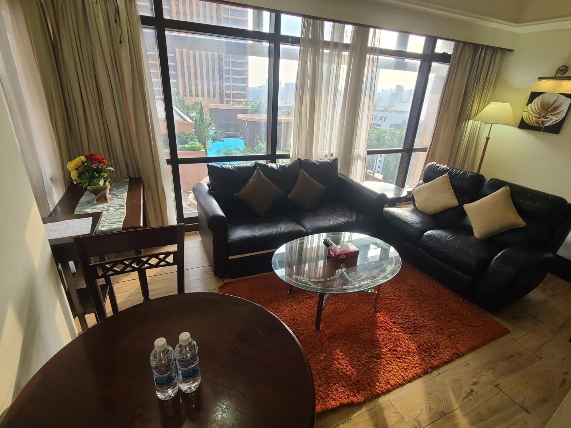 Kl Time Square Hotal Sarvice Suite Kuala Lumpur Extérieur photo