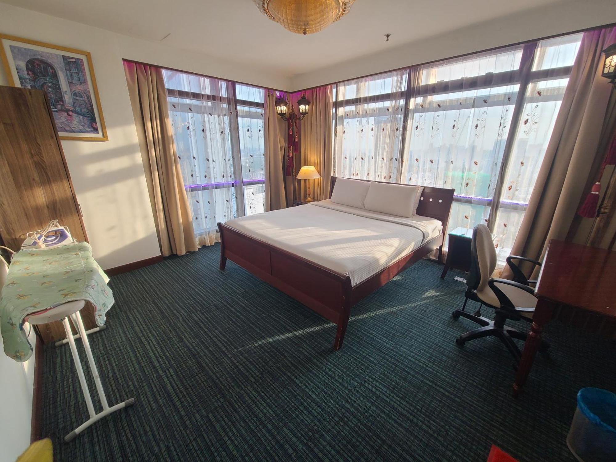 Kl Time Square Hotal Sarvice Suite Kuala Lumpur Extérieur photo